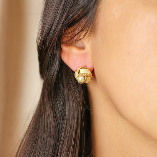 Brincos Novelo em Ouro 19kl com Pérola Natural (1.3cm) - Loja do Ouro